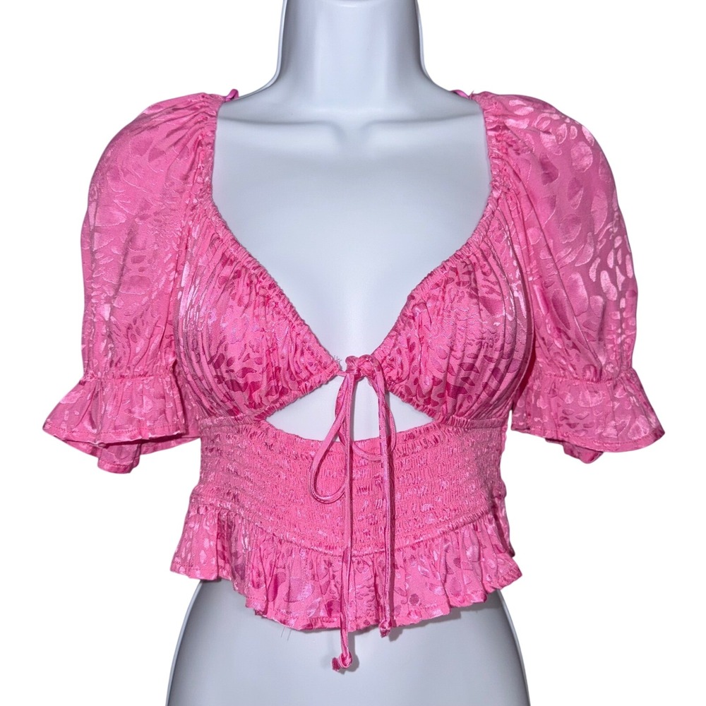 Sky to Moon Pink Leopard Jacquard Satin Puff Sleeve Smocked Crop Top SDIC-110025